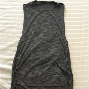 Lululemon pleated back gray muscle tank size 4